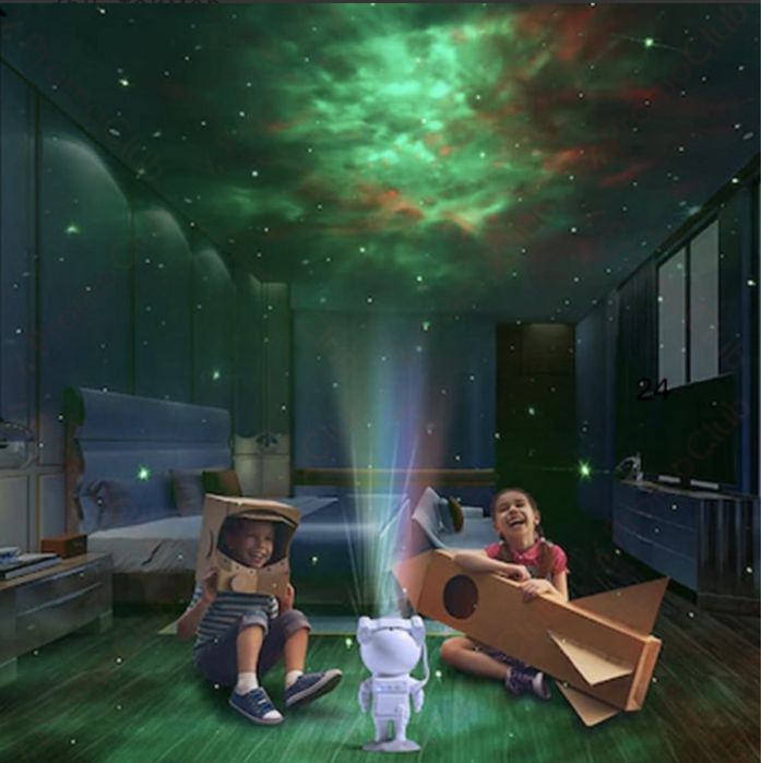 Детска нощна лампа проектор Астронавт Gala Star Projector Звездно небе