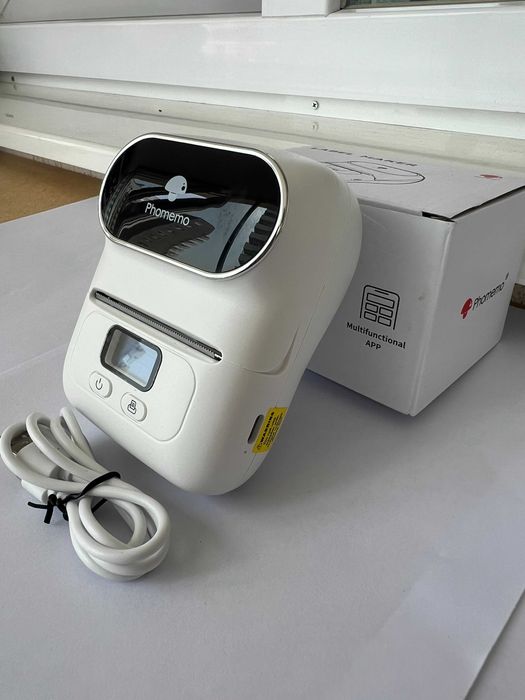 Imprimanta Termica pt Etichete cu Aplicatie si Rola Inclusa 40 x 30 mm