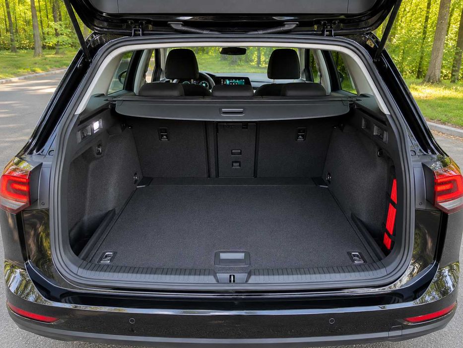 VOLKSWAGEN Golf 2022 — imagine 5