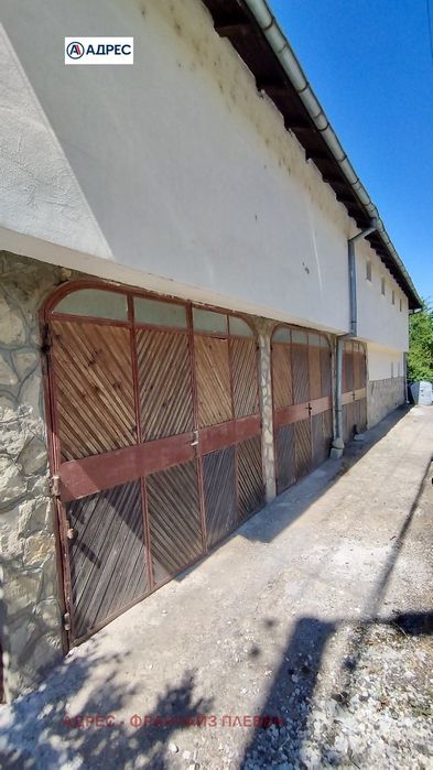 Хотел в Ловеч, област-с.Рибарица площ 457 цена 220000