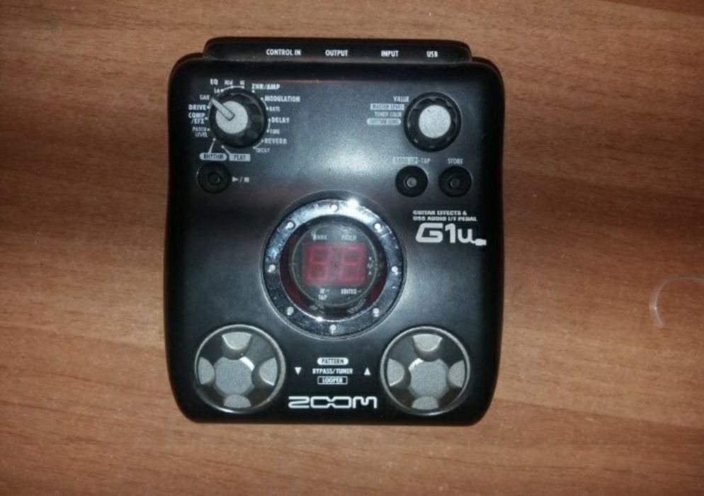 procesor efecte chitara Zoom
