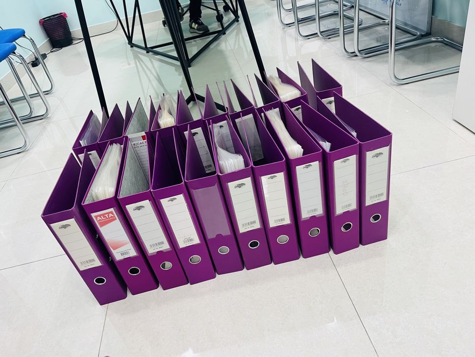 Канцелярские товары. Папки-регистры в отличном состоянии