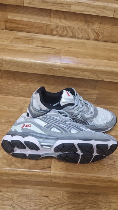 Asics gel nyc 44
