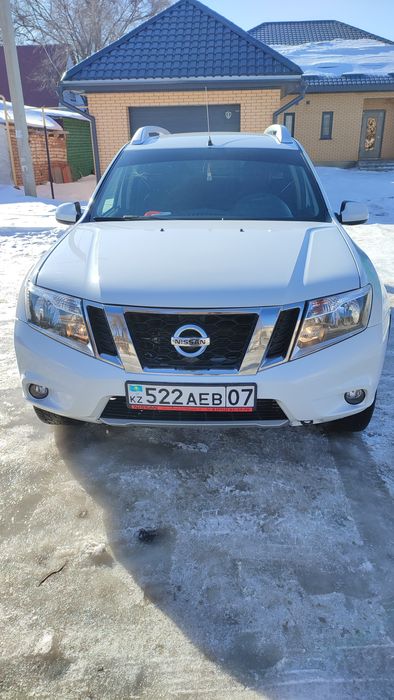 Ниссан Террано 2020г