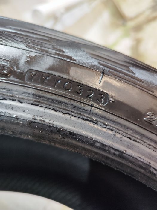 Шины липучка 225.60 r18