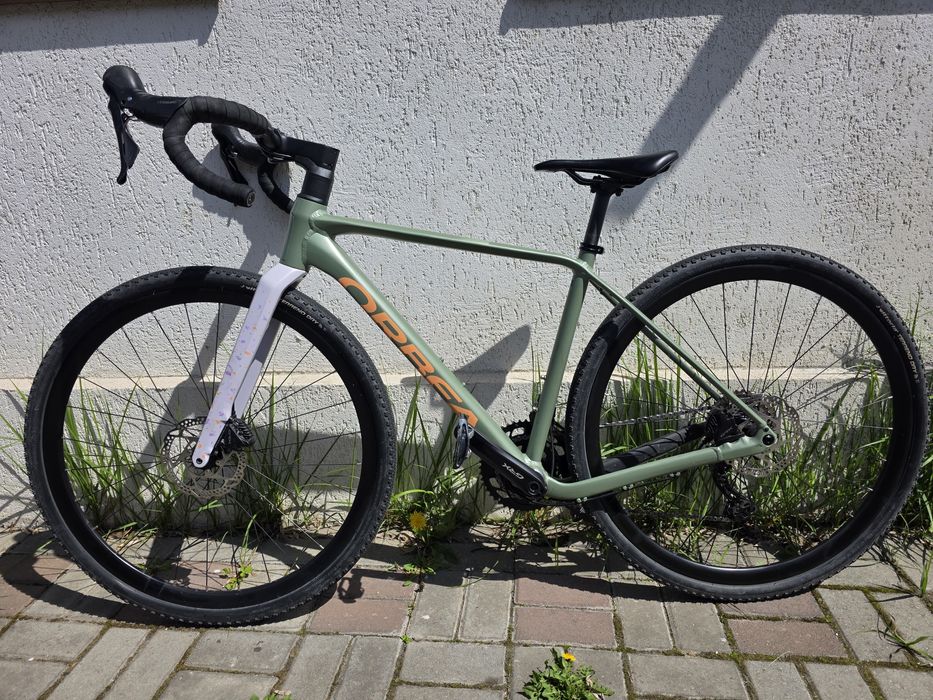 Gravel Orbea Terra.   2×12 GRX.     S