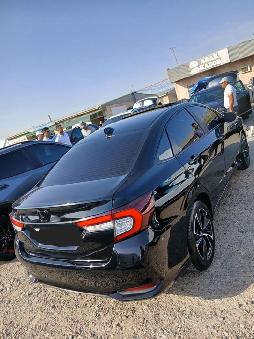 Honda Crider Sotiladi