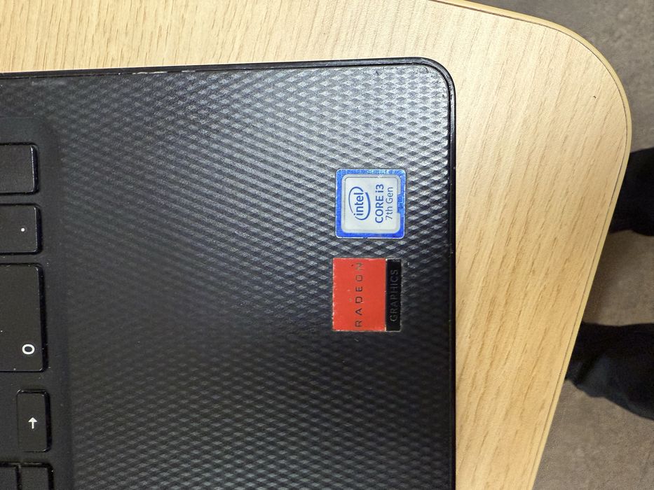 Ноутбук Dell черный