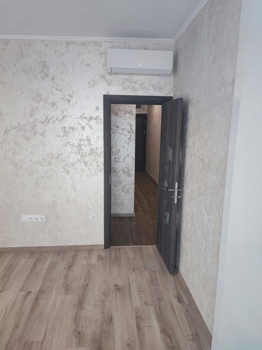 Дава се под наем Тристаен апартамент в Варна, Победа - 100 кв.м за 650 € - Снимка #7