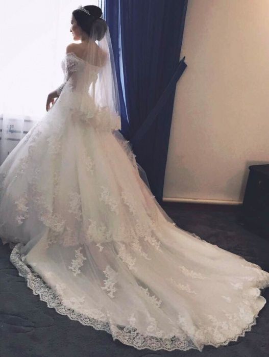 Свадебное платье