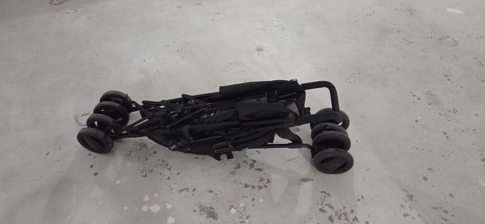 Carucior pliabil Chicco