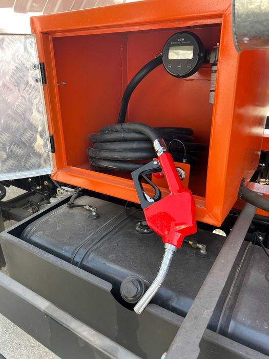 Автотопливозаправщик FAW Tiger 7 куб