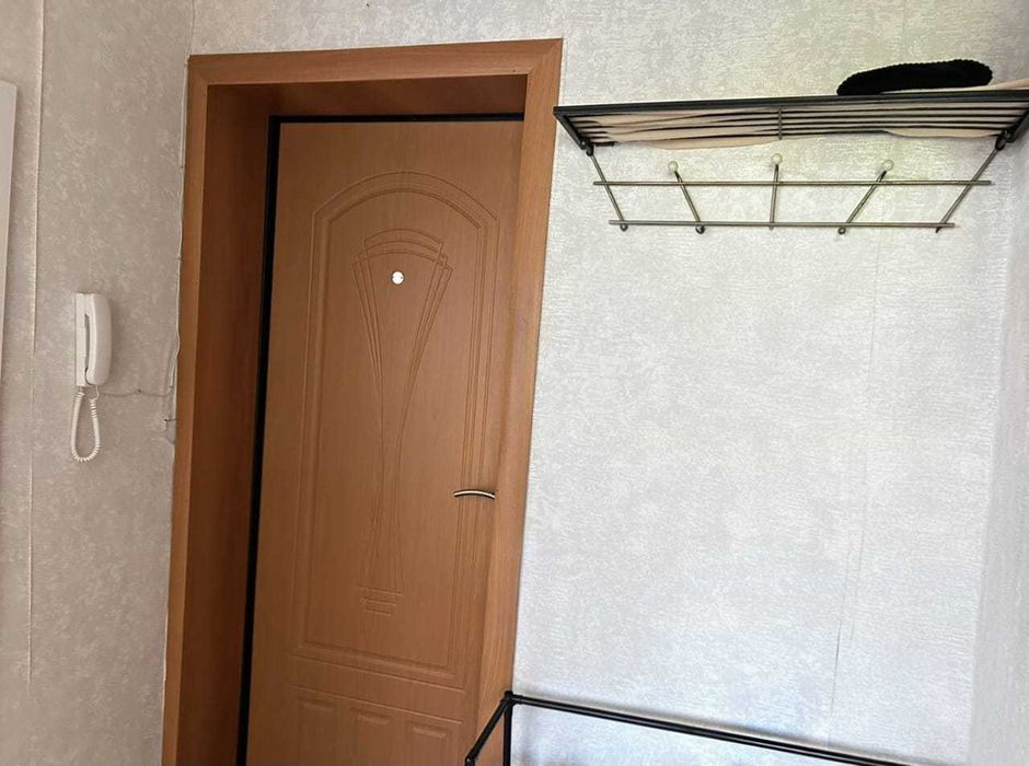 продам квартиру малос. 1 комнатная