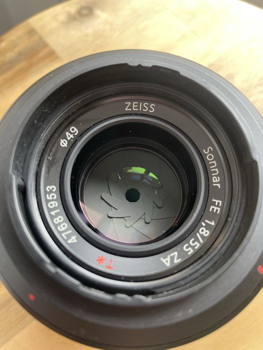 Obiectiv Sony Zeias 55mm 1.8