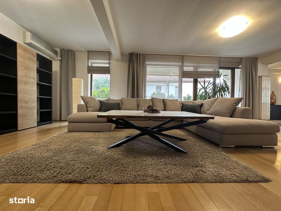 Exclusive Property | Herastrau — fotografia 1