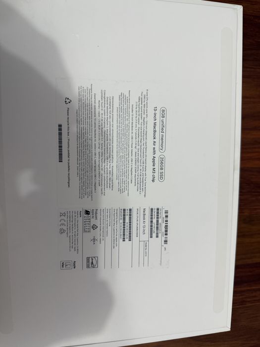 Macbook Air M3 impecabil