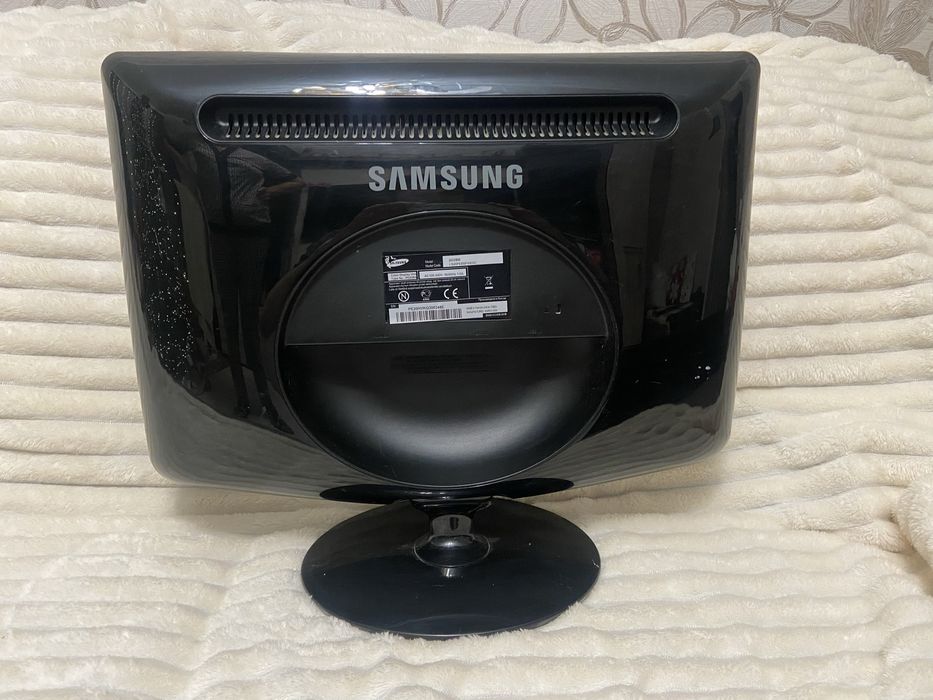 Продается монитор Samsung