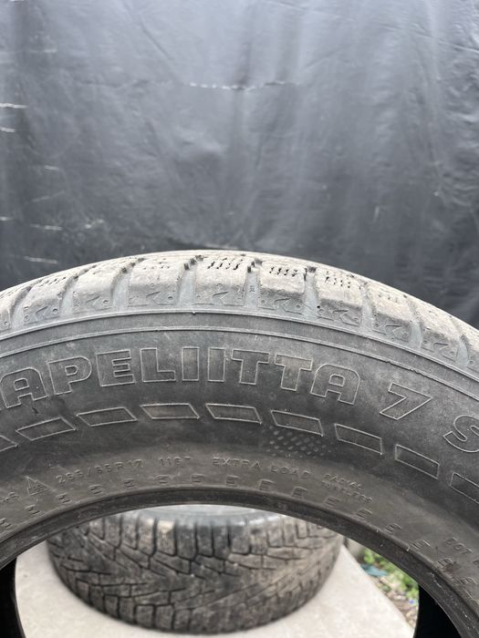 Зимний шина 265.65.R17 б/у nokian
