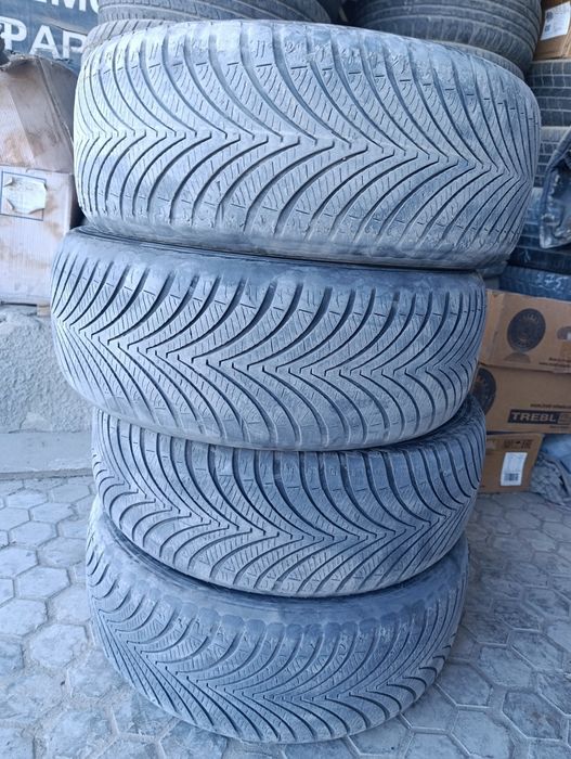 Продам шины 225/50/17