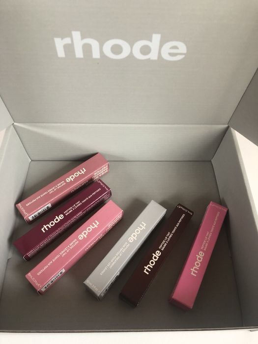 Перфектния подарък за Рожден Ден ! Rhode Case-Кейс с глосс