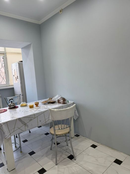 Шпаклёвка и поклейка обоев