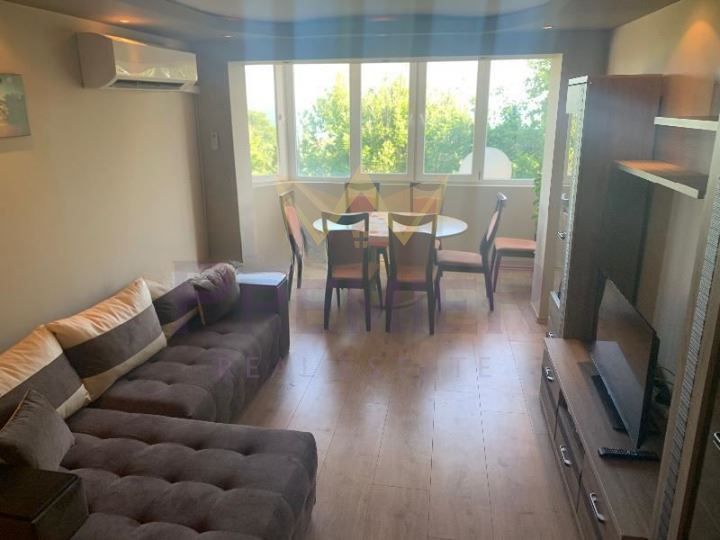 Дава се под наем Мезонет в Варна, Бриз - 110 кв.м за 1000 € - Снимка #5