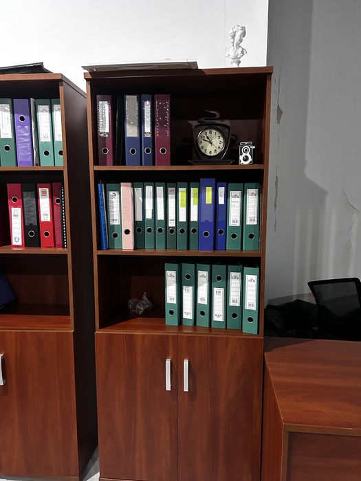 Офисные столы, мебель, шкафы, полки