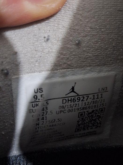 Jordan 4 military black