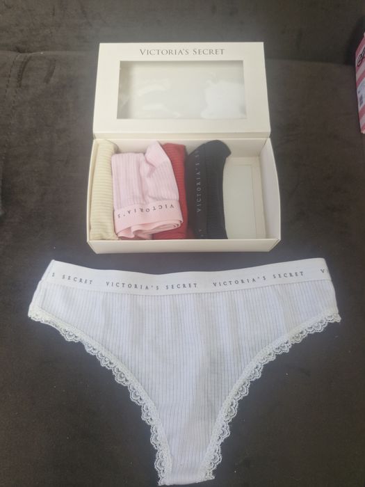 Lenjerie intimă pentru femei