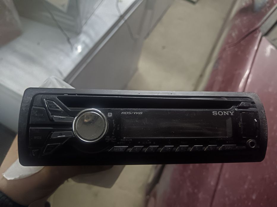 Продам магнитолу