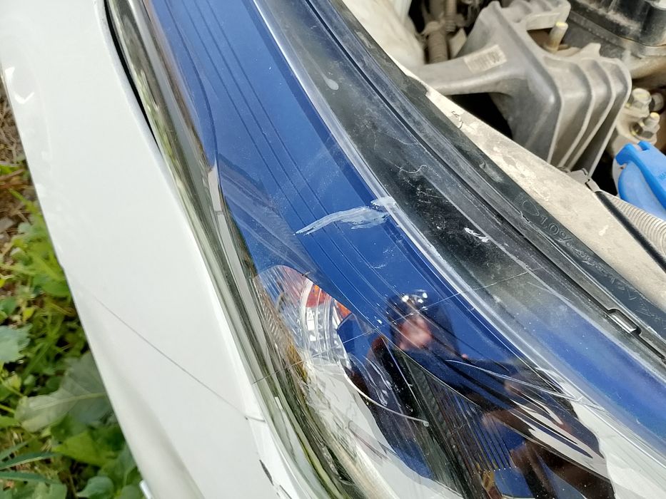 Правая фара Kia ceed 3