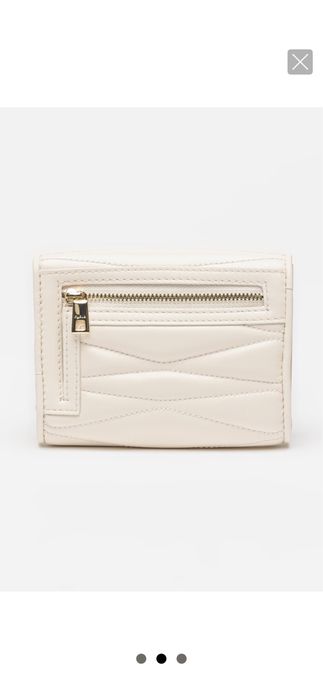 Портфейл на Furla