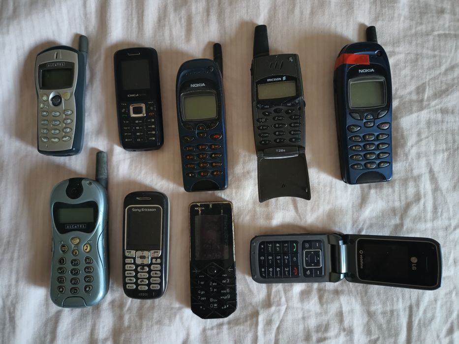 25 Telefoane vechi pentru colecționari !!!