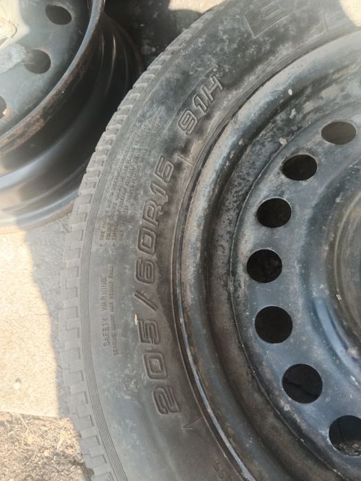 Продам запаску бмв