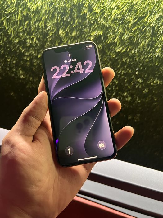 Iphone 11 pro gold