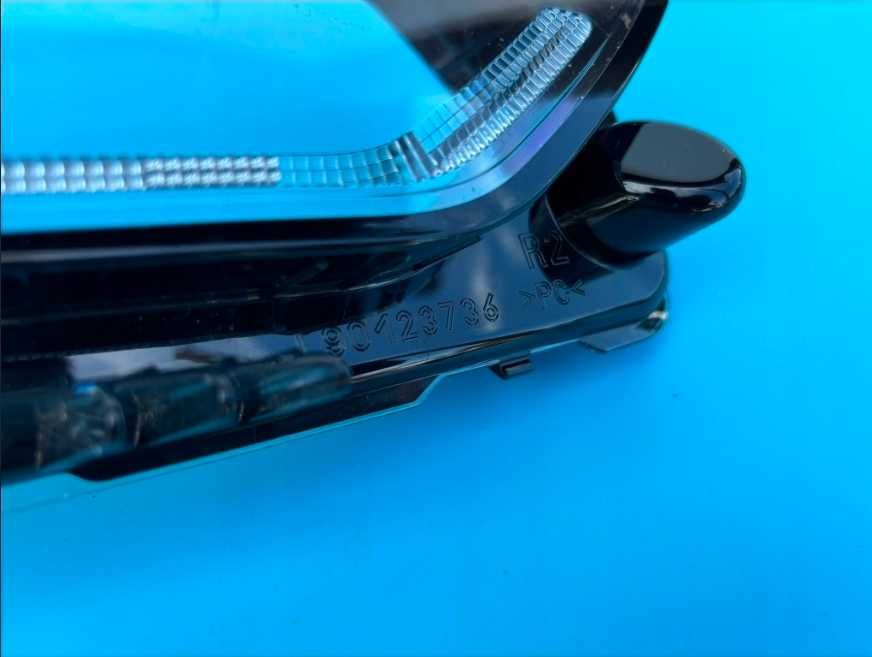 PEUGEOT 208 2008 19+ СТЪКЛО НА КАПАК ПРЕДЕН десен L90123736 K106/20