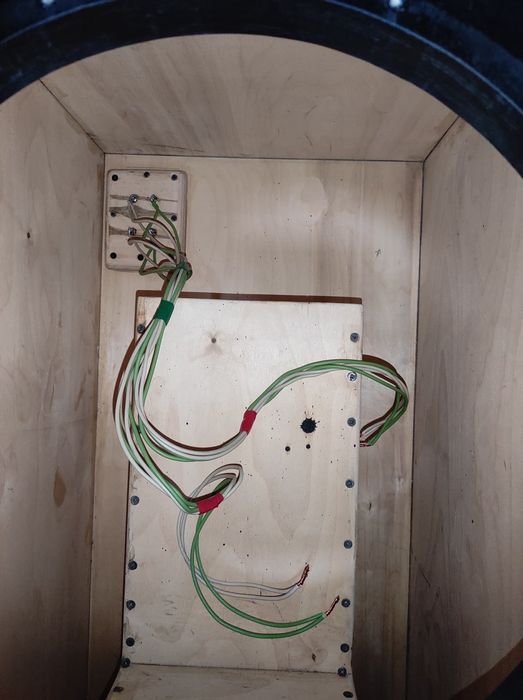 Расчетный короб для сабвуфера 15 дюймов