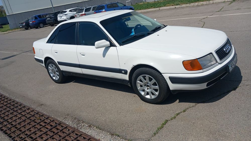 Продам машину Ауди S4