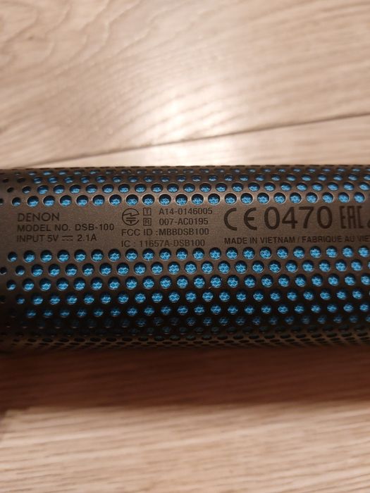 Vand Boxa Portabila Bluetooth DENON  Dsb 100- DEFECTA