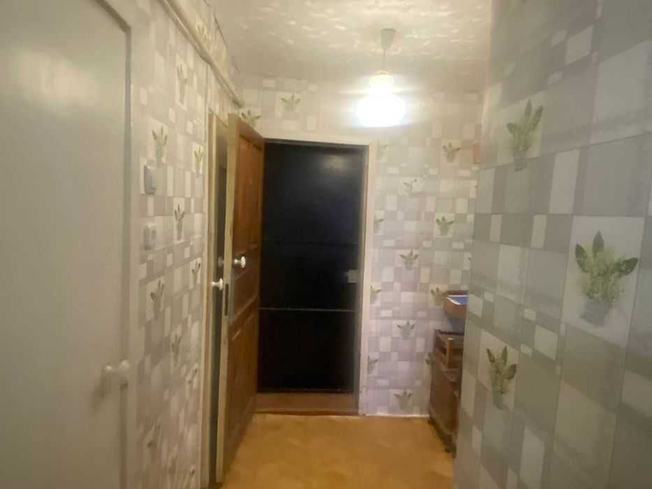 Продается однушка в районе жд вокзала.