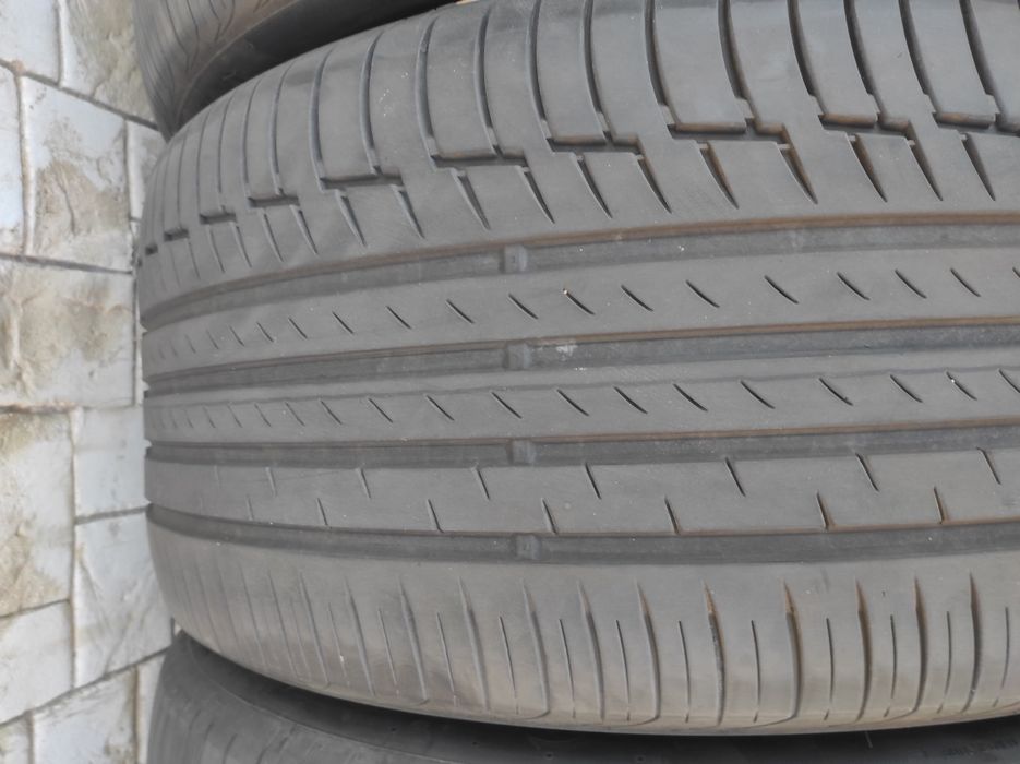 Летни гуми 275/40/22 315/35/22 Continental dot 2023