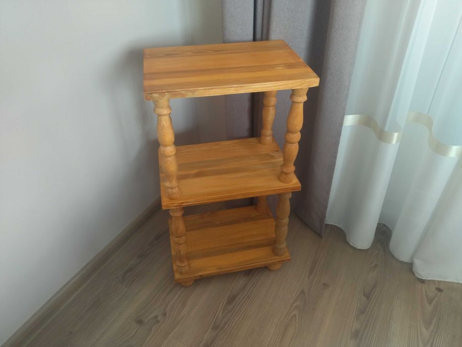 Дървена етажерка на три нива !!!