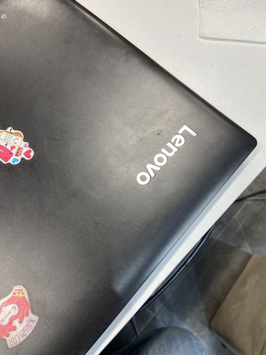 Продам Ноутбук LENOVO