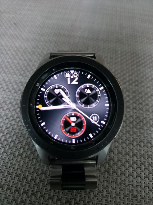 Samsung Galaxy Watch 46мм 6 силиконови каишка, 1 метална, 3 протектора