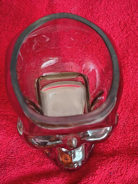 Scrumiera Craniu Uman din cristal