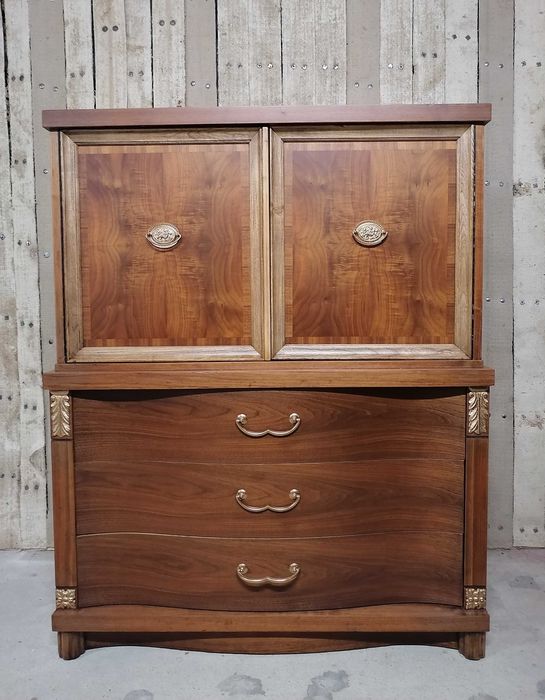 Comoda veche design BASSETT FURNITURE stil Mid Century  (1960) /Dulap