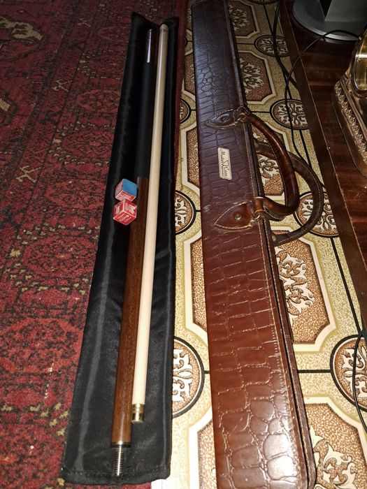 Бильярдный кий в кож. чехле