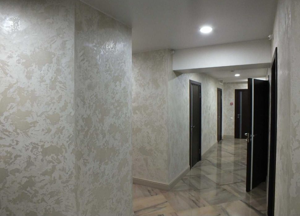 Обои и Декорштукатурка