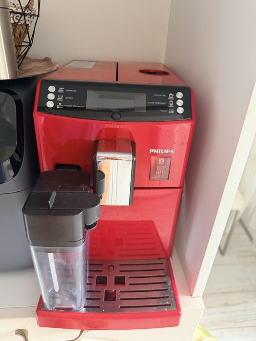 Espresor philips Ep 3363/10-sistemul de spumare lapte