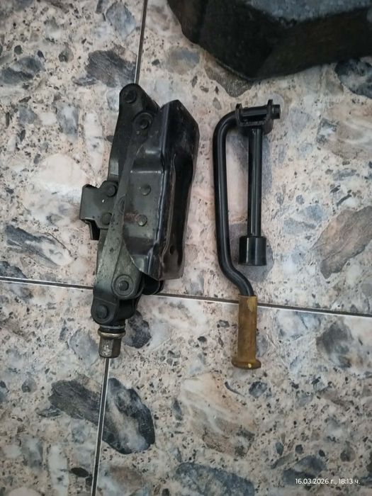 Крик за кола чисто нов